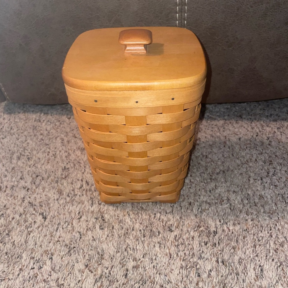 Vintage 1999 Longaberger Woven Basket Signed Tlb Medium Size 9”h